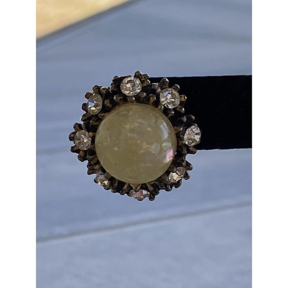 Vintage Clip Ons Clips Earrings Confetti Lucite Plastic Crystal Rhinestones - Picture 11 of 12